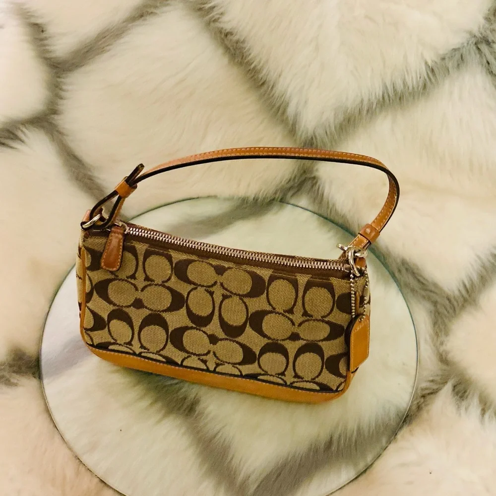OLD COACH Vintage Shoulder Bag Brown 古着 Vintage 90's Coach brown leather bag – Chelsea Thrift